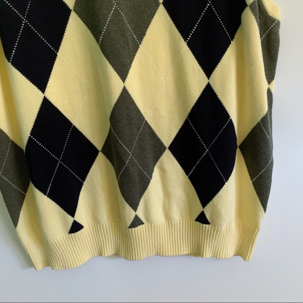 J. Crew Men Yellow Argyle V-Neck Golf Vest - Picture 3 of 5